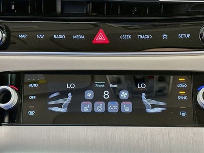 2027 Genesis GV70 2.5T Select