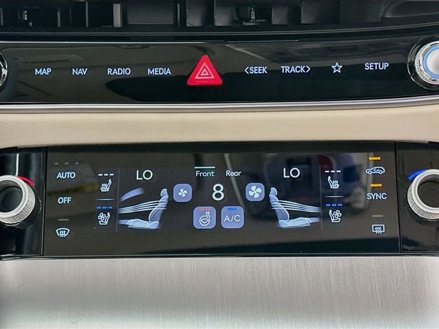2027 Genesis GV70 2.5T Advanced
