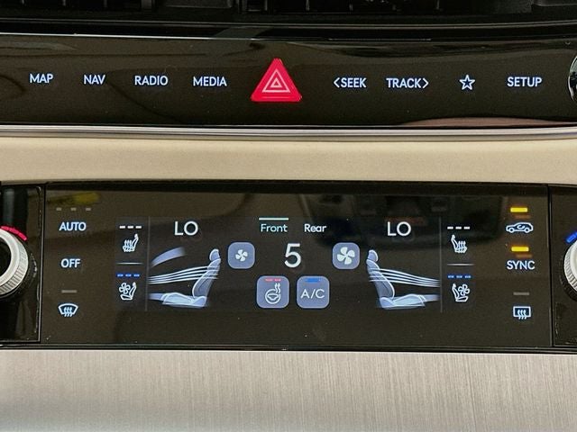 2027 Genesis GV70 2.5T Advanced