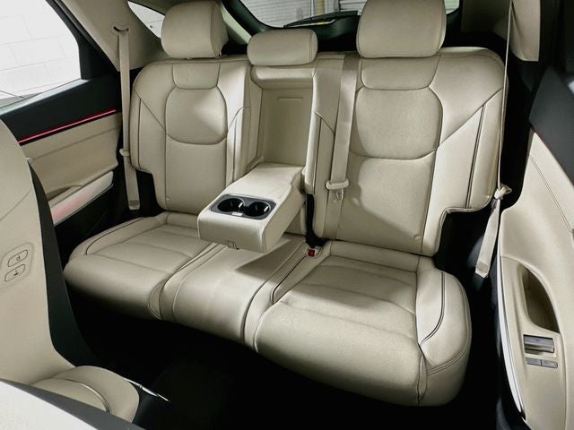 2027 Genesis GV70 2.5T Advanced