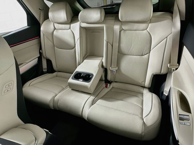 2027 Genesis GV70 2.5T Advanced