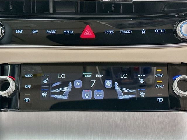 2027 Genesis GV70 2.5T Advanced
