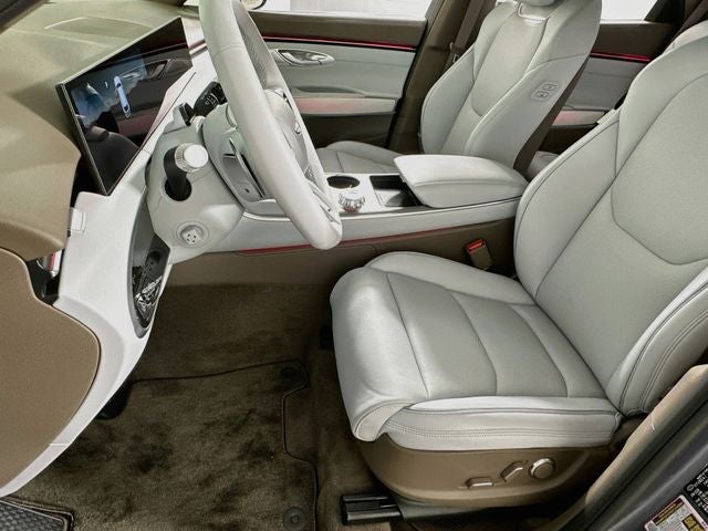 2027 Genesis GV70 2.5T Advanced