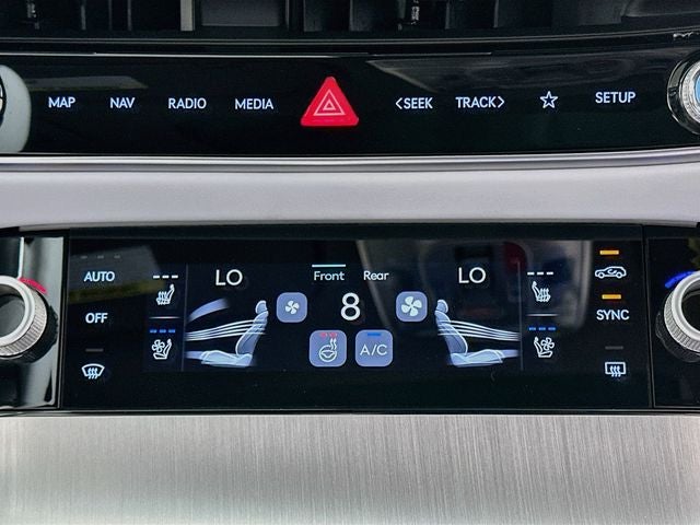 2027 Genesis GV70 2.5T Advanced