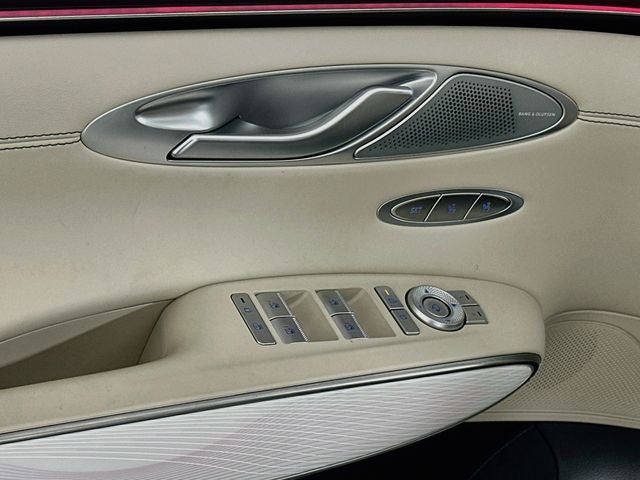 2027 Genesis GV70 2.5T Advanced