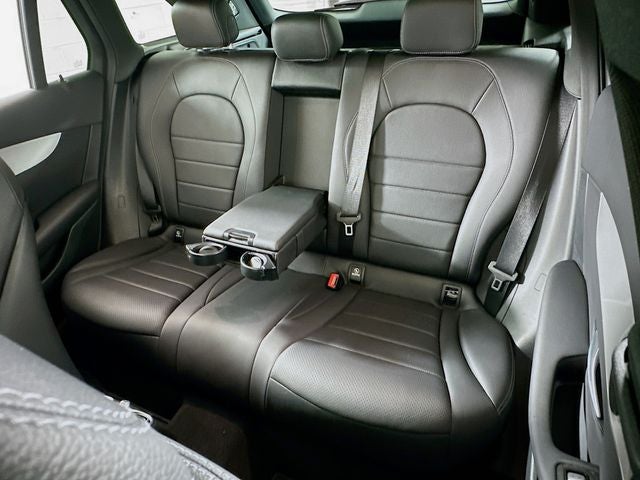 2021 Mercedes-Benz GLC GLC 300