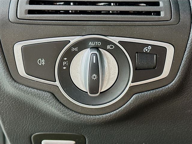 2021 Mercedes-Benz GLC GLC 300