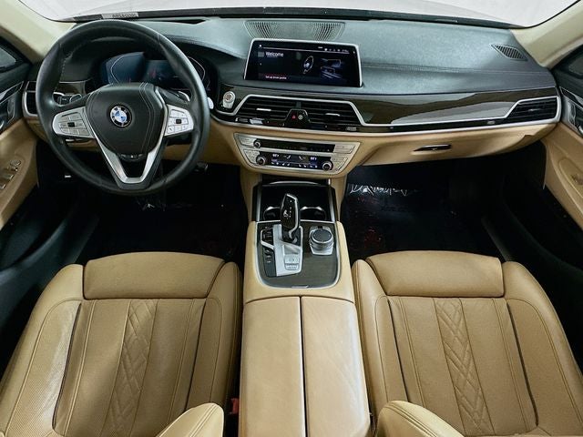 2020 BMW 7 Series 740i