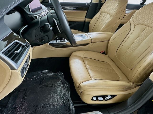 2020 BMW 7 Series 740i