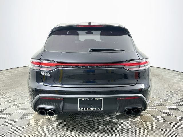 2023 Porsche Macan Base