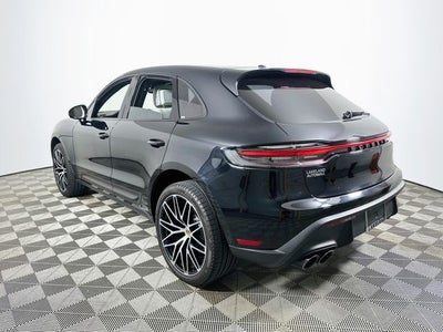 2023 Porsche Macan Base