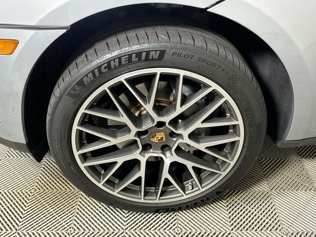 2021 Porsche Macan S
